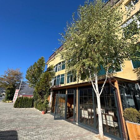 Hotel Yal Restaurant Τέτοβο Εξωτερικό φωτογραφία