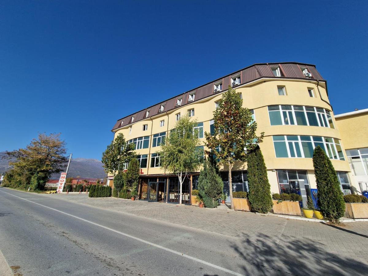 Hotel Yal Restaurant Τέτοβο Εξωτερικό φωτογραφία