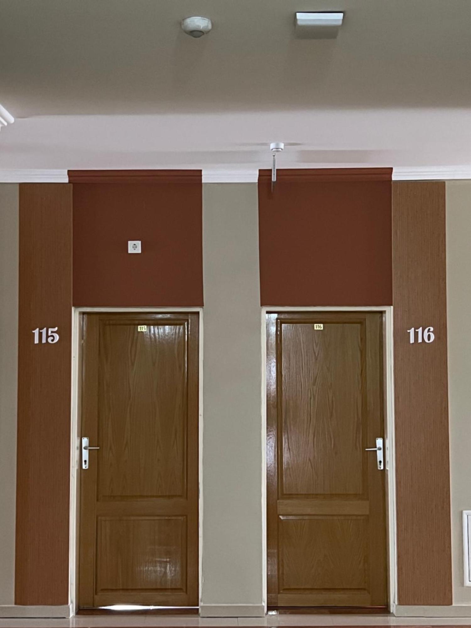 Hotel Yal Restaurant Τέτοβο Εξωτερικό φωτογραφία