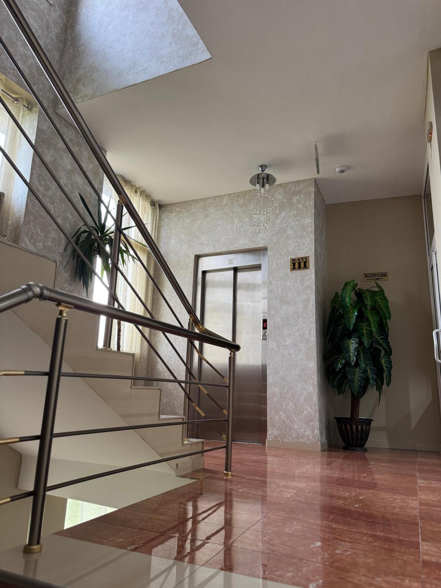 Hotel Yal Restaurant Τέτοβο Εξωτερικό φωτογραφία