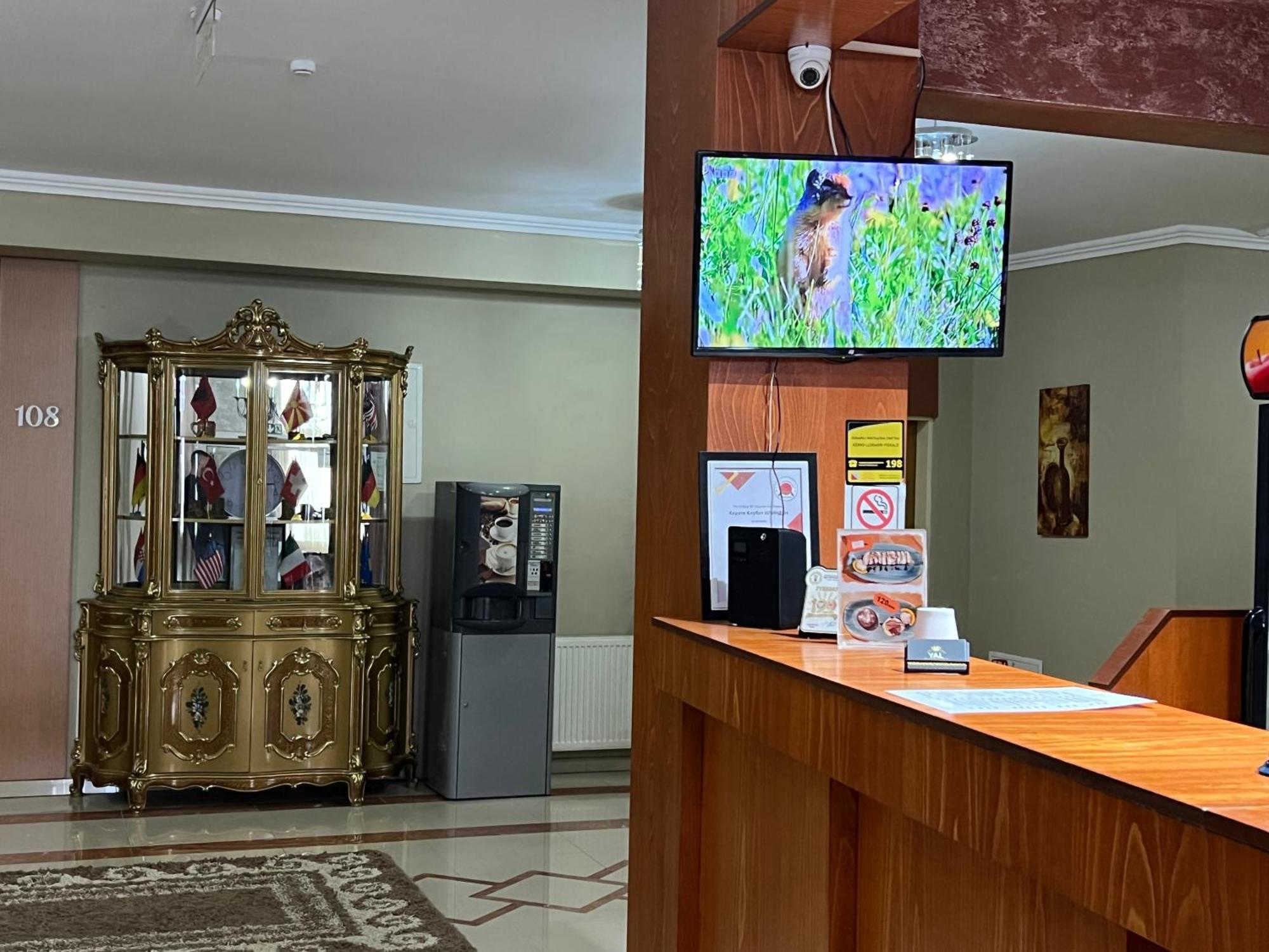 Hotel Yal Restaurant Τέτοβο Εξωτερικό φωτογραφία