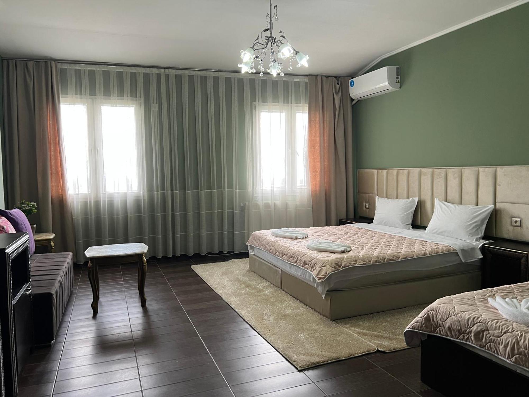 Hotel Yal Restaurant Τέτοβο Εξωτερικό φωτογραφία